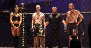 Featured image for 9 Womens MMA Pioneers Who Changed the Fight Game Forever 2025